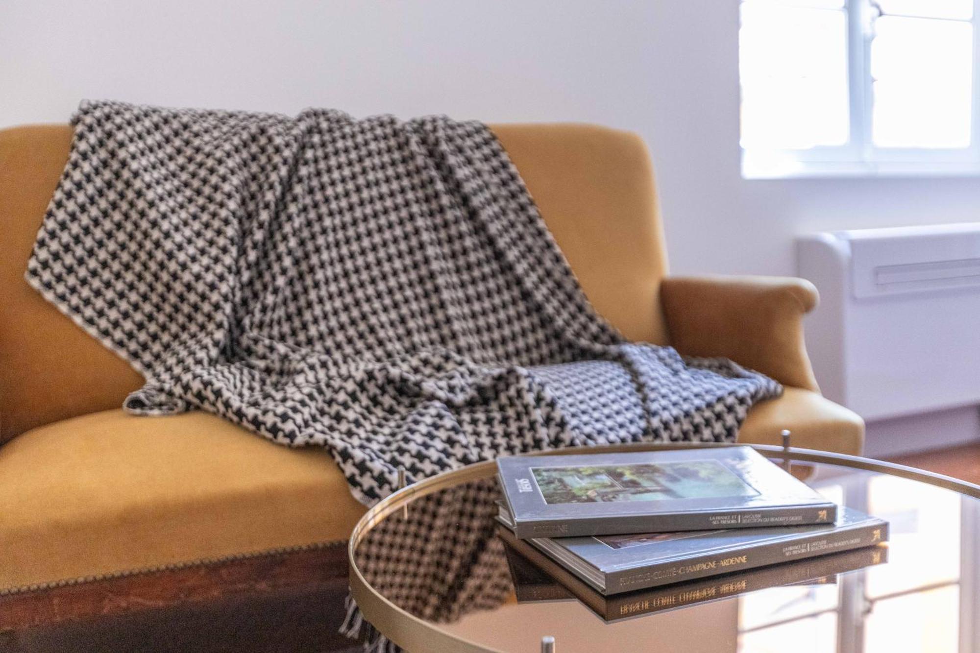 Menton Old Town Apartment Bagian luar foto